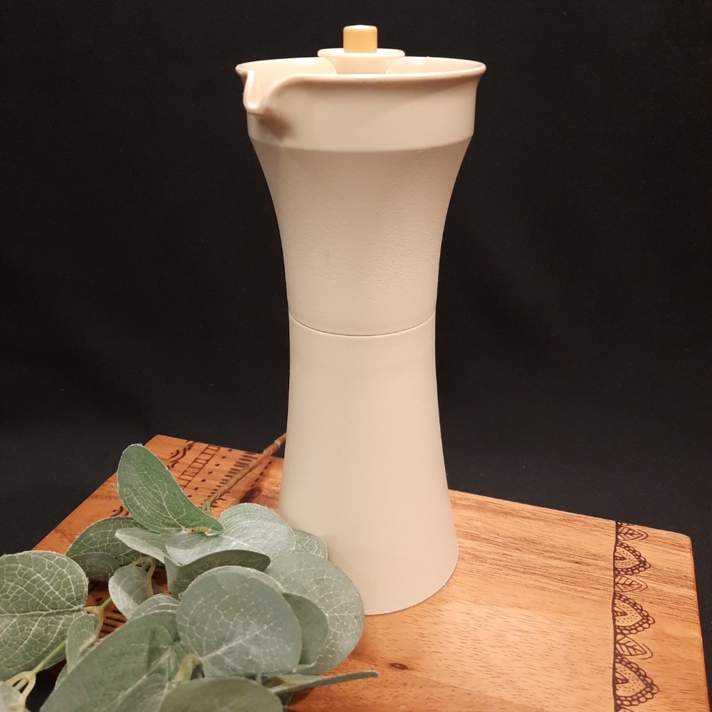Vintage Tupperware Salad Dressing Oil/Vinegar Cruet Container Almond #1246-16